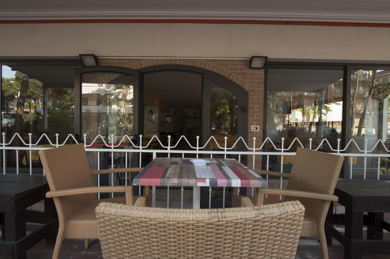Hotel Edelweiss Cervia Esterno foto