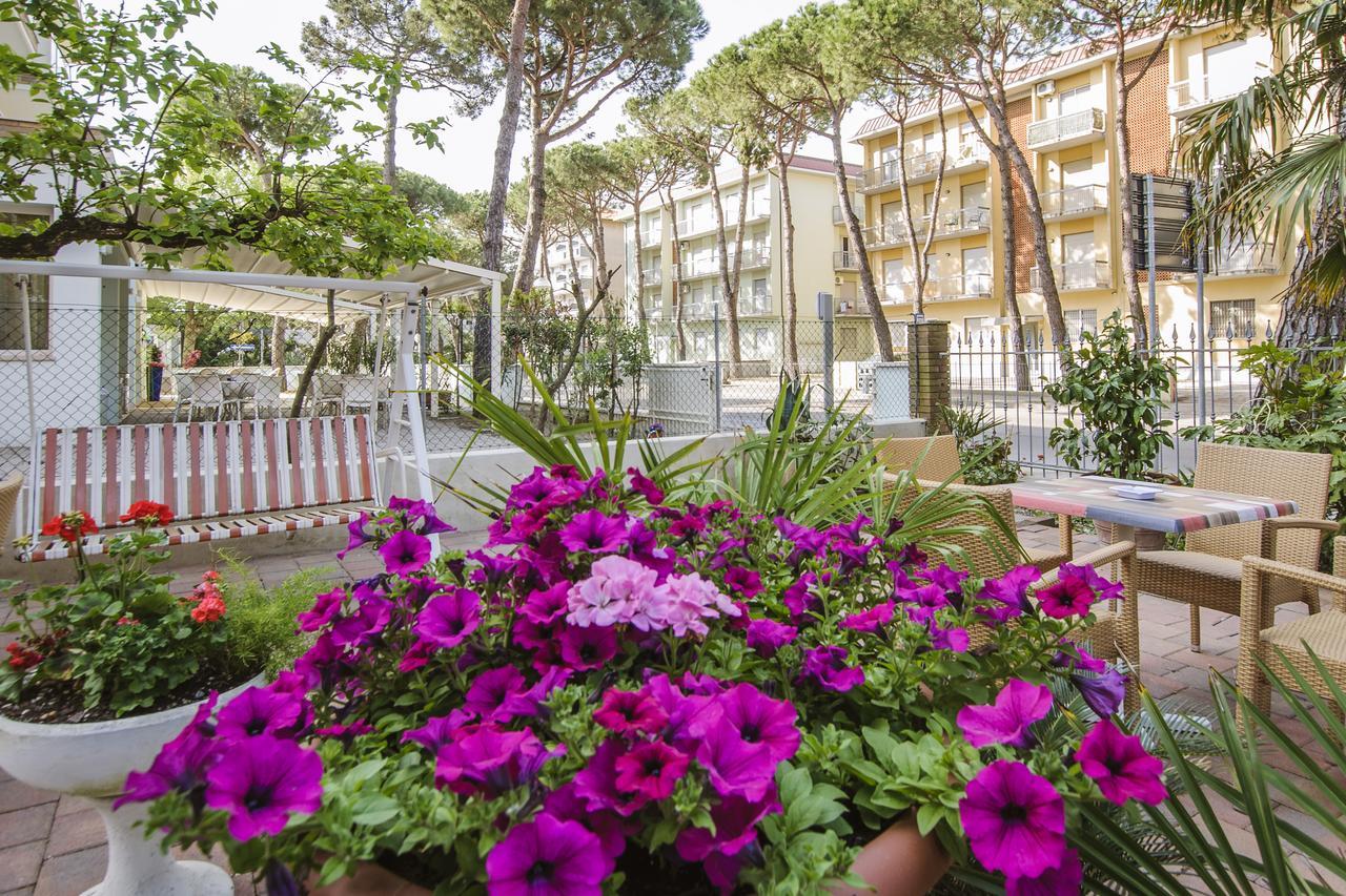 Hotel Edelweiss Cervia Esterno foto
