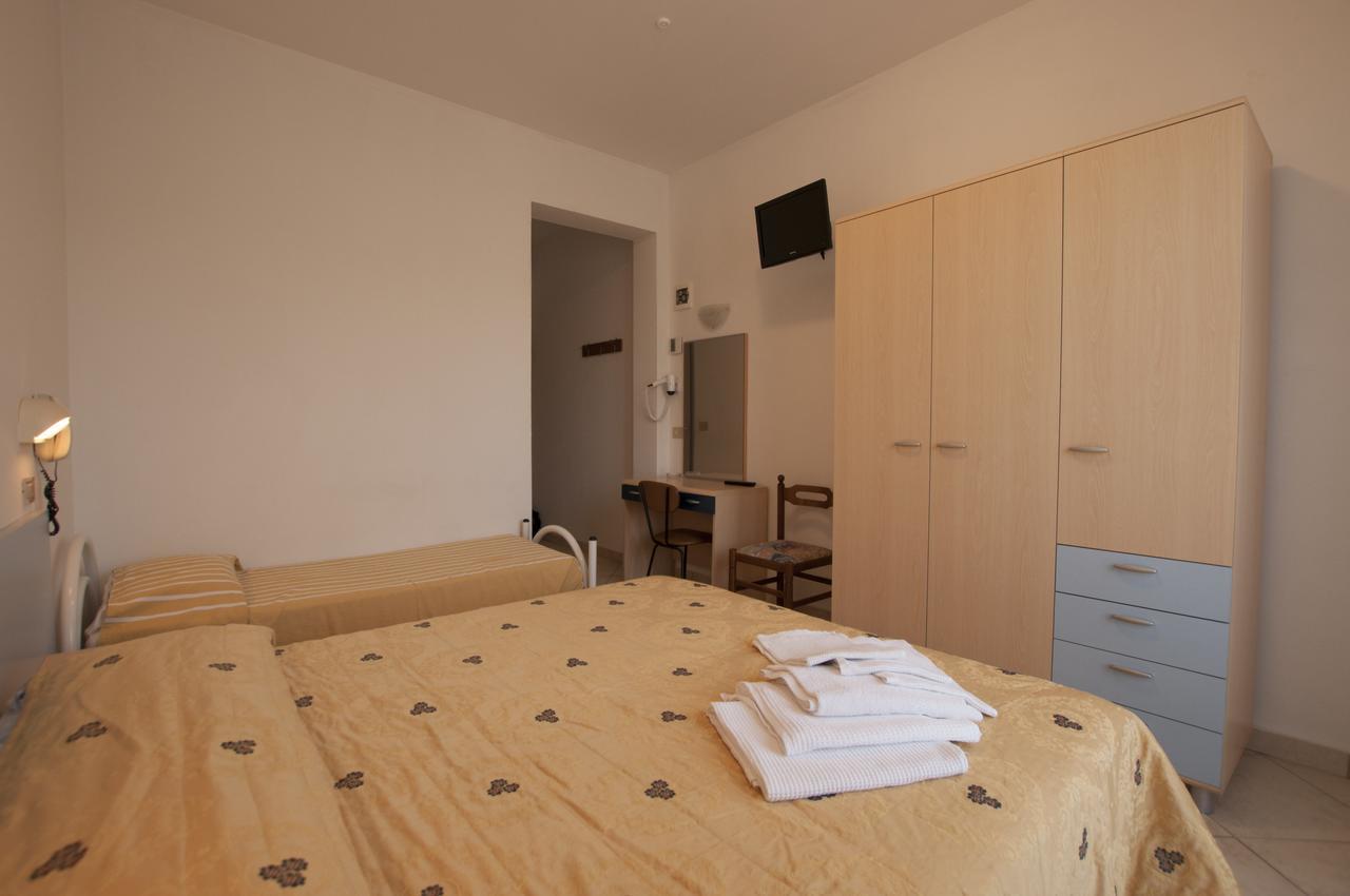 Hotel Edelweiss Cervia Esterno foto