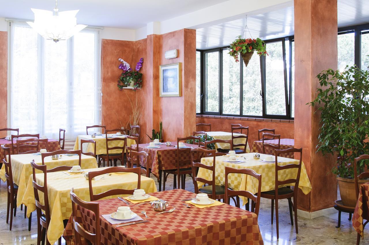 Hotel Edelweiss Cervia Esterno foto